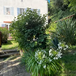  Bed & Breakfast Les Agapanthes